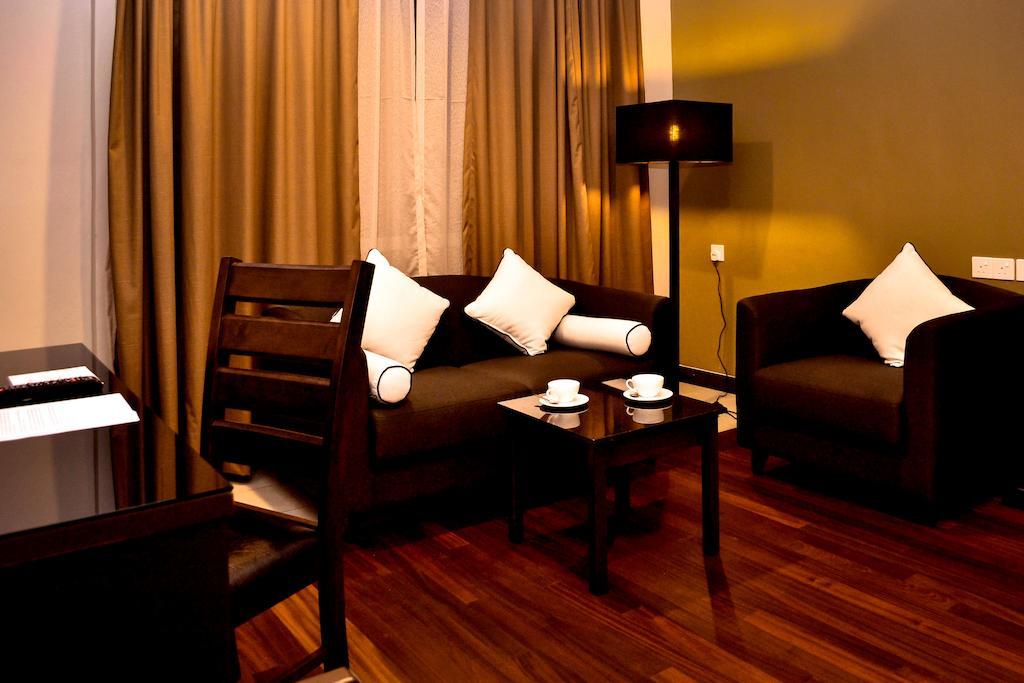 Lazenda Hotel Labuan Zimmer foto